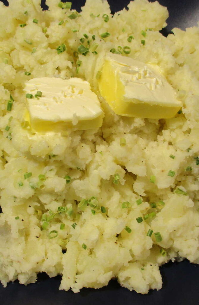 Sour Cream And Chive Fork Mashed Potatoes Yum To The Tum 4106